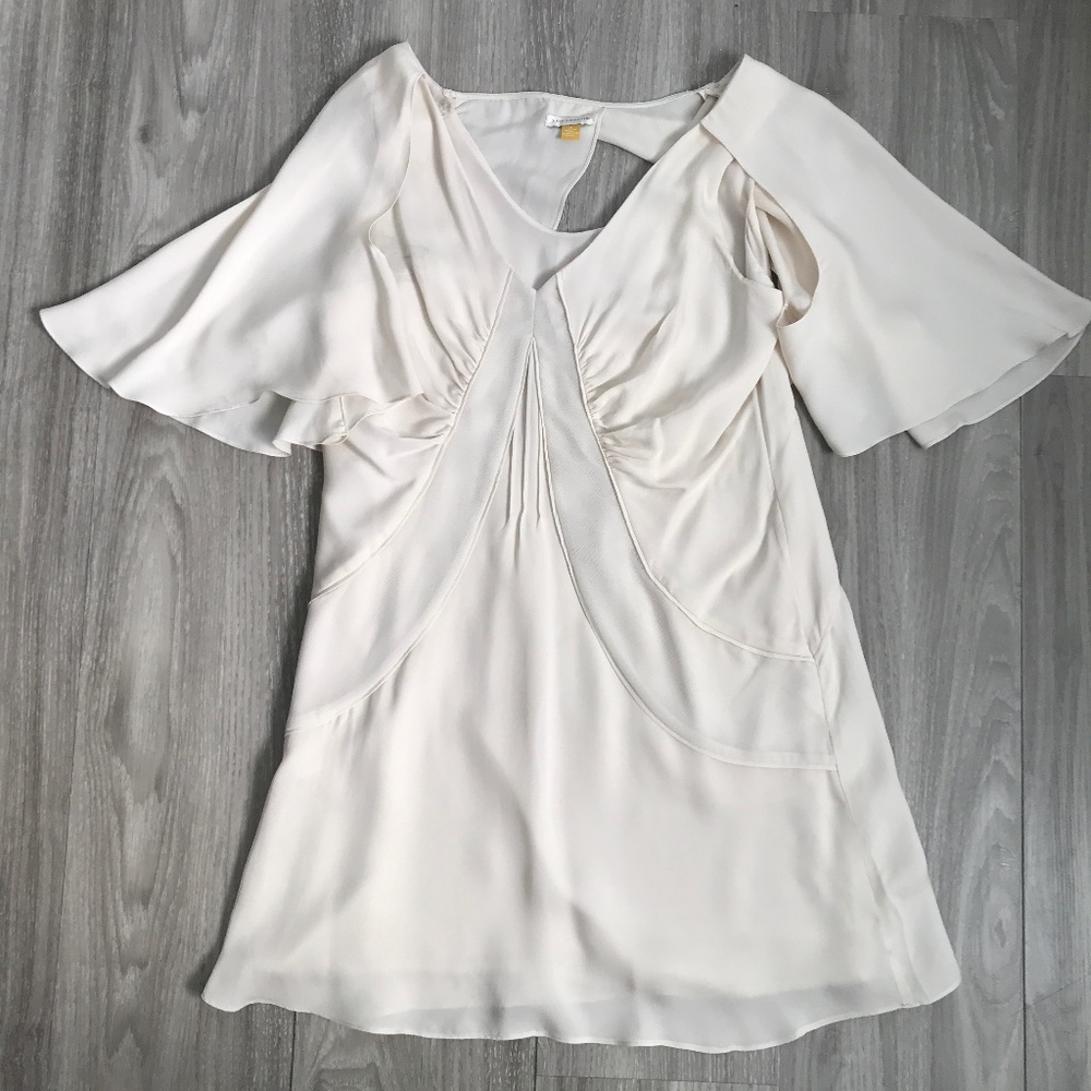 ANTHROPOLOGIE LEIFSDOTTI IVORY DRSS 100% SILK  WHITE CAPE SLEEVE SHIFT WOMENS 4